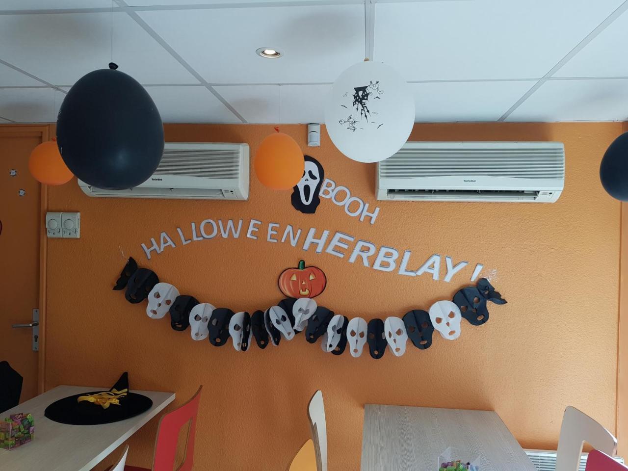 Premiere Classe Herblay Bagian luar foto